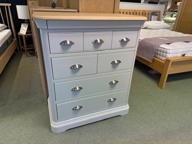 TCH Furniture TCH Cromwell 7 Drawer Tall Chest.